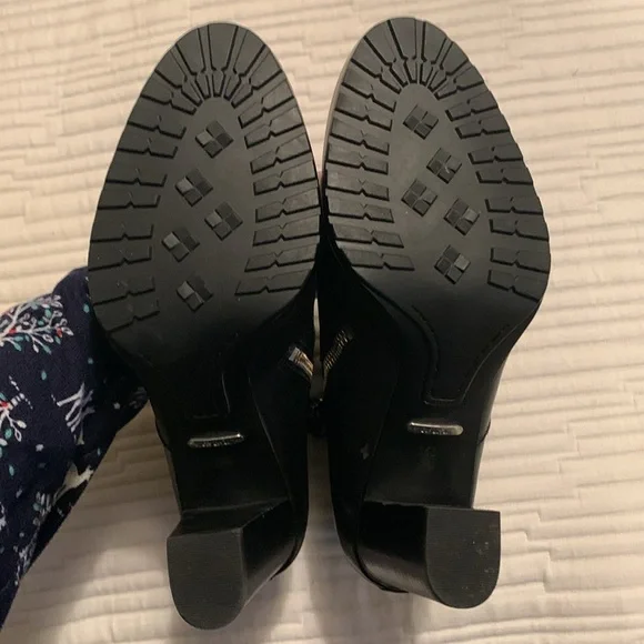 Lauren Ralph Lauren Women’s Black Laletta Leather Bootie Size 7.5B - Picture 7 of 14